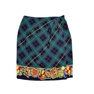 Vintage Chaus Plaid Tartan Skirt with Coat‎ of Arms. Size 14 EPC!